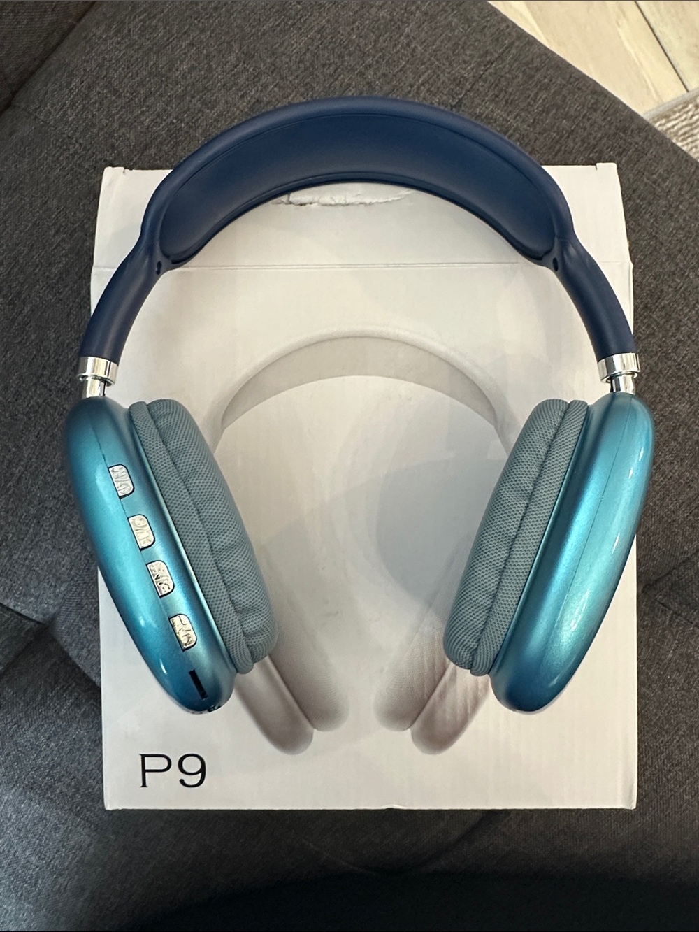 NEW Over-Ear Wireless Headphones – Blue